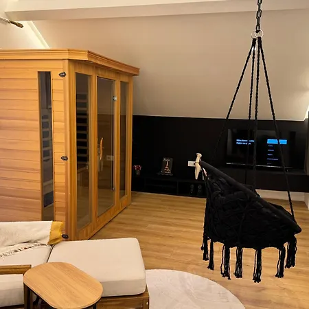 Cleopatre Apartment